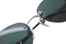 画像をギャラリービューアに読み込む, CHANEL シャネル サングラス ココマーク ブラック シルバー 美品 中古 56811