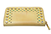 Load image into Gallery viewer, PRADA プラダ 財布 ラウンドファスナー長財布 ビジュー ラインストーン エナメル ベージュ ゴールド金具 中古 56866