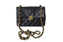 画像をギャラリービューアに読み込む, CHANEL シャネル ミニマトラッセ チェーン ショルダーバッグ 0番台 ラムスキン サークル ココマーク ブラック ロゴ 美品 中古 56924
