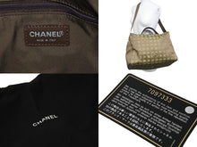 画像をギャラリービューアに読み込む, 極美品 CHANEL シャネル ニュートラベルライン ナイロン 2WAY ショルダーバッグ 7番台 ボストンバッグ カーキ A15969 中古 56958