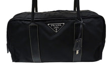 Load image into Gallery viewer, PRADA プラダ ハンドバッグ トライアングルロゴ ブラック シルバー金具 ナイロン レザー 良品 中古 56963