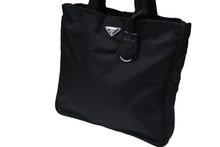 Load image into Gallery viewer, PRADA プラダ トートバッグ ハンドバッグ トライアングルロゴ ブラック シルバー金具 ナイロン 美品 中古 56972