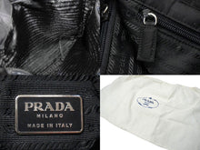 Load image into Gallery viewer, PRADA プラダ トートバッグ ハンドバッグ トライアングルロゴ ブラック シルバー金具 ナイロン 美品 中古 56972