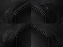 Load image into Gallery viewer, CHANEL シャネル ショルダーバッグ ココマーク 巾着型 チェーンショルダー キャビアスキン 2番台 ゴールド金具 美品 中古 57298