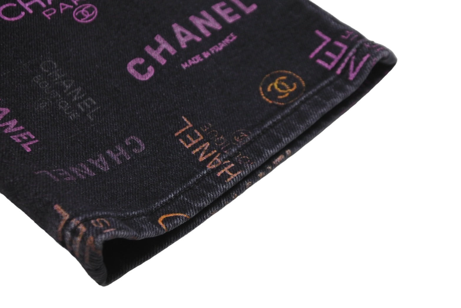 CHANEL シャネル デニムパンツ ココマーク プリント サイズ34 コットン P72331V63967 シルバー金具 美品 中古 57321 –  Casanova Vintage