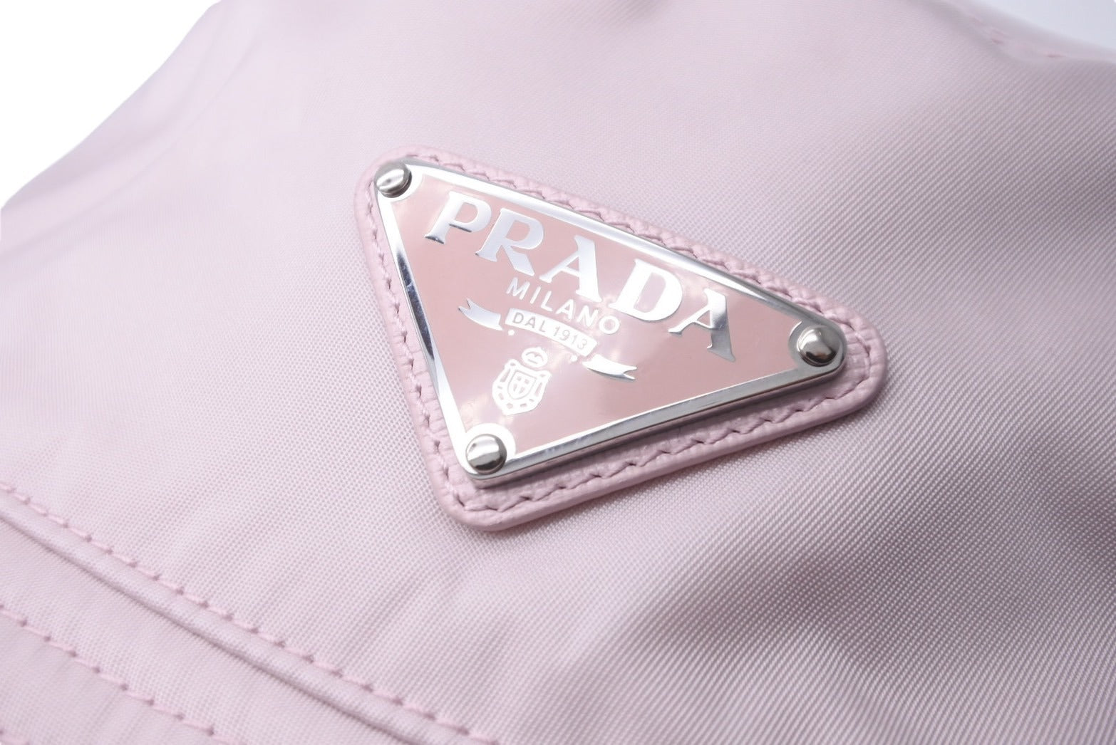 極美品 PRADA プラダ ハット 帽子 三角ロゴプレート Re-Nylon