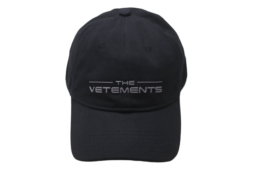 極美品 VETEMENTS ヴェトモン ベースボールキャップ 帽子 ロゴ UE51CA200B 2021SS ブラック コットン 中古 57332