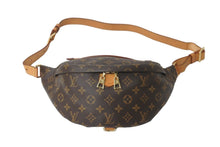 画像をギャラリービューアに読み込む, LOUIS VUITTON ルイヴィトン ショルダーバッグ バムバック モノグラム M43644 MI0198 美品 中古 57368