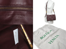 Load image into Gallery viewer, BOTTEGAVENETA ボッテガヴェネタ カセットショルダーバッグ 666870 マキシイントレチャート カーフレザー ボルドー 美品 中古 57433