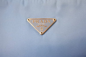 PRADA プラダ テスート ナイロン アクセサリーポーチ 水色 MV633 ハンドバッグ トライアングルロゴ ミニバッグ 美品 中古 57462