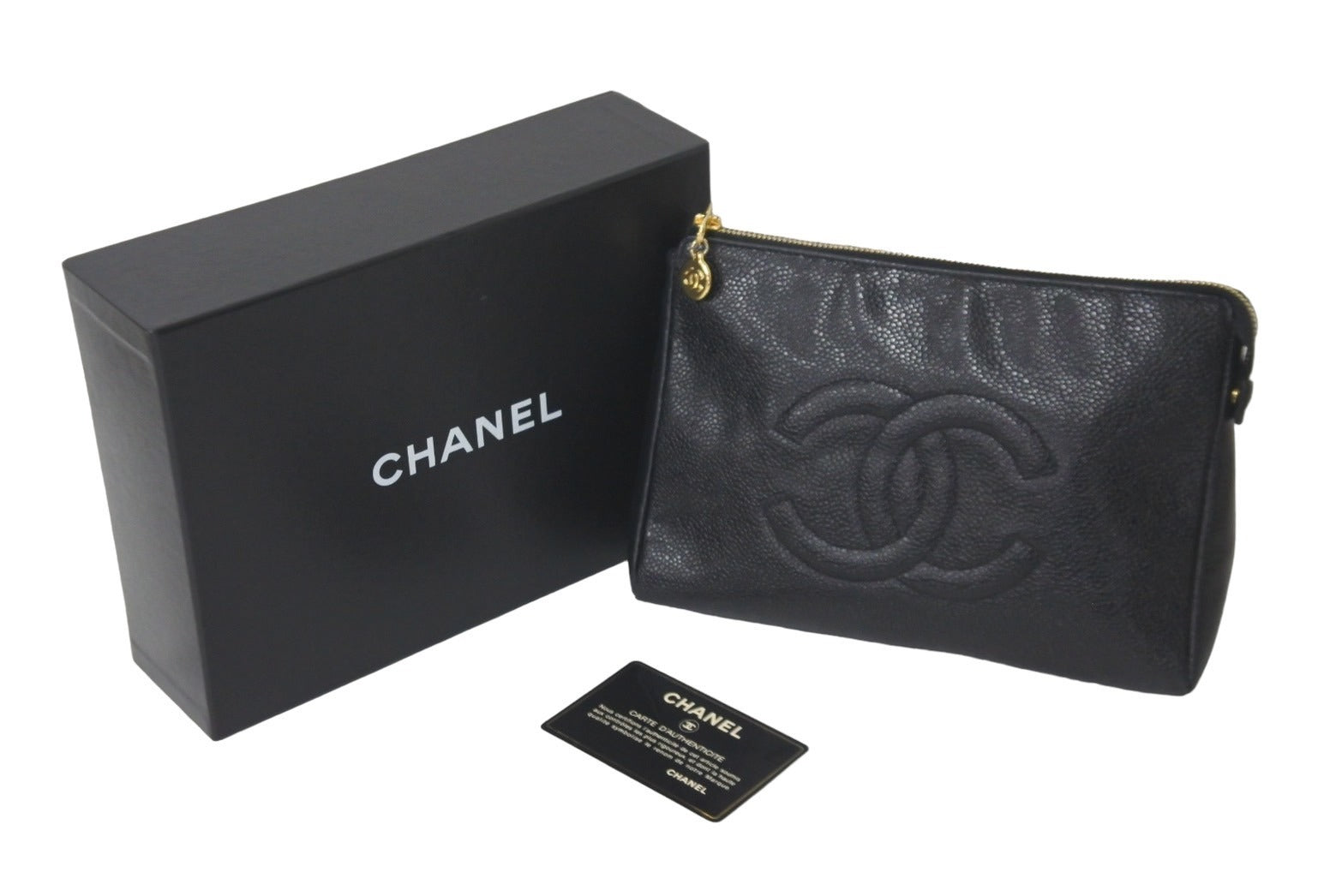 CHANEL シャネル ポーチ 化粧ポーチ キャビアスキン ココマーク 4番台 ブラック ゴールド金具 美品 中古 57551 – Casanova  Vintage