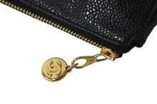 画像をギャラリービューアに読み込む, CHANEL シャネル ポーチ 化粧ポーチ キャビアスキン ココマーク 4番台 ブラック ゴールド金具 美品 中古 57551