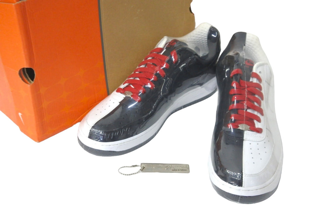 新品未使用 NIKE ナイキ スニーカー エアフォース ワン プレミアム スカーフェイス 20006年 28.5CM 313641-101 中古 57723