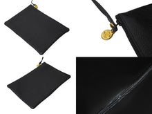 Load image into Gallery viewer, CHANEL シャネル 巾着ショルダーバッグ デカココマーク 1番台 キャビアスキン ブラック ゴールド金具 美品 中古 57790