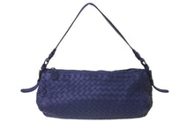 Load image into Gallery viewer, BOTTEGAVENETA ボッテガヴェネタ ショルダーバッグ イントレチャート BO1028601 ネイビー マットブラック金具 美品 中古 57872