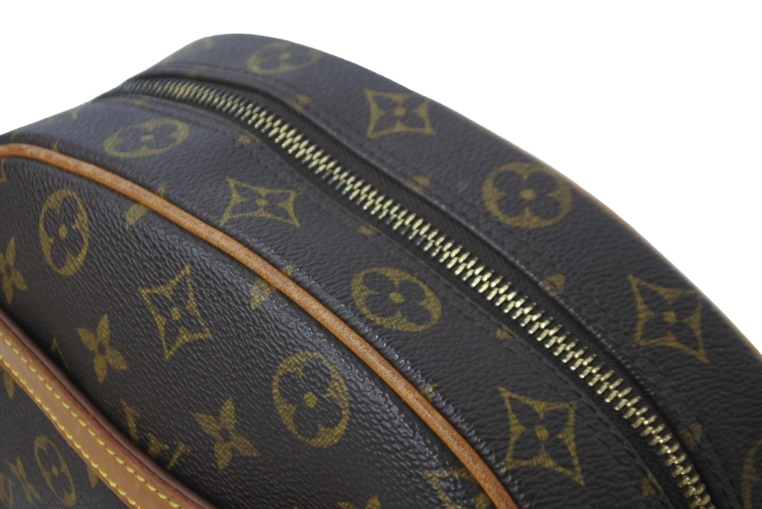 LOUIS VUITTON ルイヴィトン ショルダーバッグ ブロワ モノグラム レディース M51221 ゴールド金具 美品 中古 58140 –  Casanova Vintage