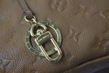 画像をギャラリービューアに読み込む, LOUIS VUITTON ルイヴィトン ショルダーバッグ M41182 アーツィーMM モノグラムアンプラント ブラウン ゴールド 美品 中古 58144