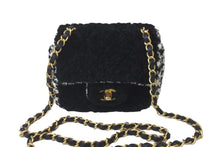 画像をギャラリービューアに読み込む, CHANEL シャネル ショルダーバッグ ミニマトラッセ ココマーク 格⼦柄 ムートン ツイード ブラック 30番台 美品 中古 58179