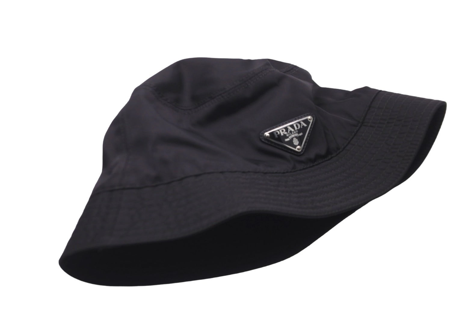 PRADA プラダ バケットハット 帽子 ブラック ナイロン 三角ロゴ