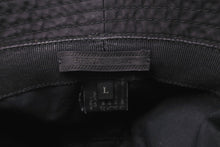 Load image into Gallery viewer, PRADA プラダ バケットハット 帽子 ブラック ナイロン 三角ロゴプレート サイズL 良品 中古 58190