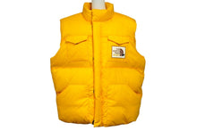 画像をギャラリービューアに読み込む, GUCCI×THE NORTH FACE グッチ×ザノースフェイス ダウンベスト イエロー レッド プリント 663761 XAAC2 サイズXL 美品 中古 58249