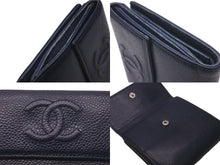 画像をギャラリービューアに読み込む, CHANEL シャネル 二つ折り財布 小銭入れ 16番台 2012年 ココマーク キャビアスキン ネイビー シルバー金具 良品 中古 58326