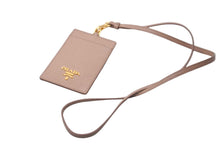 Load image into Gallery viewer, PRADA プラダ パスケース サフィアーノ 1MC007 ストラップ付き ベージュ ゴールド金具 美品 中古 58328
