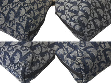 Load image into Gallery viewer, Christian Dior クリスチャンディオール ハンドバッグ トロッター柄 アクセサリーポーチ PZ1021 シルバー金具 美品 中古 58340