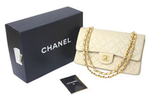 画像をギャラリービューアに読み込む, CHANEL シャネル マトラッセ 25cm Wフラップチェーン ショルダーバッグ ベージュ 4番台 ココマーク ラムスキン 美品 中古 58479