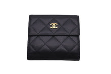 画像をギャラリービューアに読み込む, CHANEL シャネル ココマーク 二つ折り財布 21番台 キャビアスキン ブラック ワインレッド ゴールド金具 良品 中古 58502