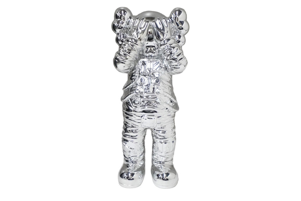 極美品 KAWS カウズ フィギュア Holiday Space ホリデー スペース silver シルバー 中古 58631