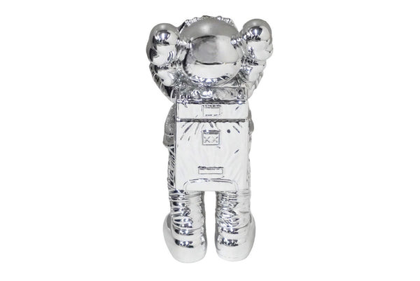 極美品 KAWS カウズ フィギュア Holiday Space ホリデー スペース silver シルバー 中古 58631