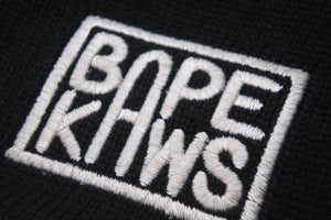 A BATHING APE × Kaws アベイシングエイプ×カウズ ニットキャップ ブラック ホワイト フリーサイズ 美品 中古 58642