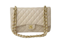 画像をギャラリービューアに読み込む, CHANEL シャネル チェーンショルダーバッグ デカマトラッセ ココマーク Wフラップ 15番台 ラムスキン ベージュ 美品 中古 58672