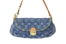 Load image into Gallery viewer, LOUIS VUITTON ルイヴィトン セミショルダーバッグ M95050 モノグラム デニム ミニプリーティ ブルー ゴールド 美品 中古 58673