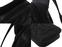 画像をギャラリービューアに読み込む, CHANEL シャネル ショルダーバッグ マトラッセ ココマーク 10番台 2006年 キャビアスキン ブラック シルバー金具 良品 中古 58747