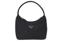 Load image into Gallery viewer, PRADA プラダ ハンドバッグ ワンショルダー MV515 ホーボー ミニバッグ 三角ロゴ ブラック シルバー金具 美品 中古 58833