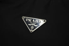 Load image into Gallery viewer, PRADA プラダ ハンドバッグ ワンショルダー MV515 ホーボー ミニバッグ 三角ロゴ ブラック シルバー金具 美品 中古 58833