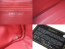 Load image into Gallery viewer, 新品同様 CHANEL シャネル チェーン ショルダーバッグ マトラッセ A91731 25番台 ピンク キャビアスキン シルバー金具 58840