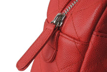 Load image into Gallery viewer, 新品同様 CHANEL シャネル チェーン ショルダーバッグ マトラッセ A91731 25番台 ピンク キャビアスキン シルバー金具 58840