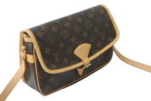 画像をギャラリービューアに読み込む, LOUIS VUITTON ルイヴィトン ショルダーバッグ M42250 ソローニュ モノグラム ブラウン ゴールド金具 美品 中古 58912