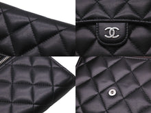 画像をギャラリービューアに読み込む, CHANEL シャネル 三つ折り財布 財布 マトラッセ ラムスキン 28番台 ココマーク シルバー金具 美品 中古 58953