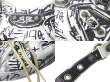 画像をギャラリービューアに読み込む, BALENCIAGA バレンシアガ ショルダーバッグ LE CAGOLE XS グラフィティプリント 671309210GB9060 シルバー金具 美品 中古 59052