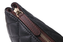 画像をギャラリービューアに読み込む, CHANEL シャネル ポーチ コスメポーチ 化粧ポーチ マトラッセ キャビアスキン 21番台 A69259 ゴールド金具 美品 中古 59138