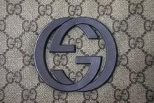 画像をギャラリービューアに読み込む, GUCCI グッチ クラッチバッグ PCケース タブレットケース GGスプリーム GG柄 総柄 493075 ブラウン 美品 中古 59139