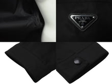 Load image into Gallery viewer, PRADA プラダ ジャケット Re-Nylon 20AW シャツジャケット トライアングルロゴ ナイロン サイズS SC514 S202 1WQ8 美品 中古 59158