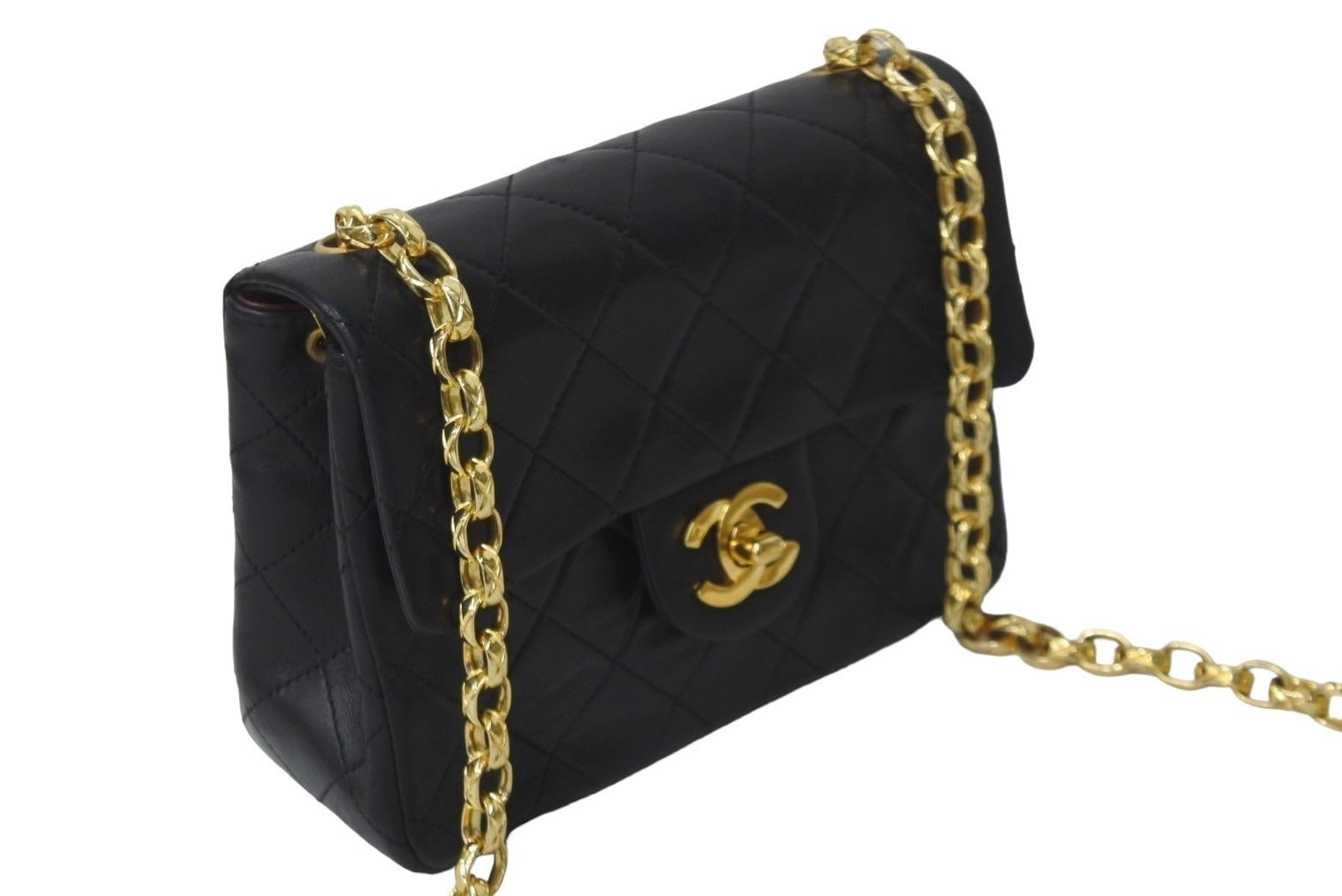 【入手困難】シャネル スエード ミニマトラッセ ゴールド金具 正規品 CHANEL シャネル チェーンショルダーバッグ ミニマトラッセ18 1番台