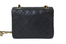 画像をギャラリービューアに読み込む, CHANEL シャネル チェーンショルダーバッグ ミニマトラッセ20 5番台 ラムスキン ブラック ゴールド 美品 中古 59304