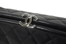 画像をギャラリービューアに読み込む, CHANEL シャネル マトラッセ がま口 クラッチバッグ ポーチ 10番台 ブラック ラムスキン シルバー金具 美品 中古 59317