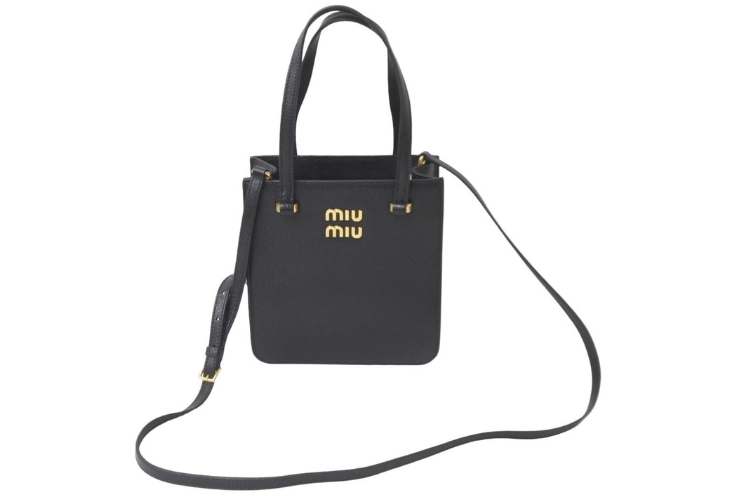 極美品 MIUMIU ミュウミュウ 2WAYハンドバッグ ショルダーストラップ付き 5BA231 マドラスレザー ブラック 中古 59376